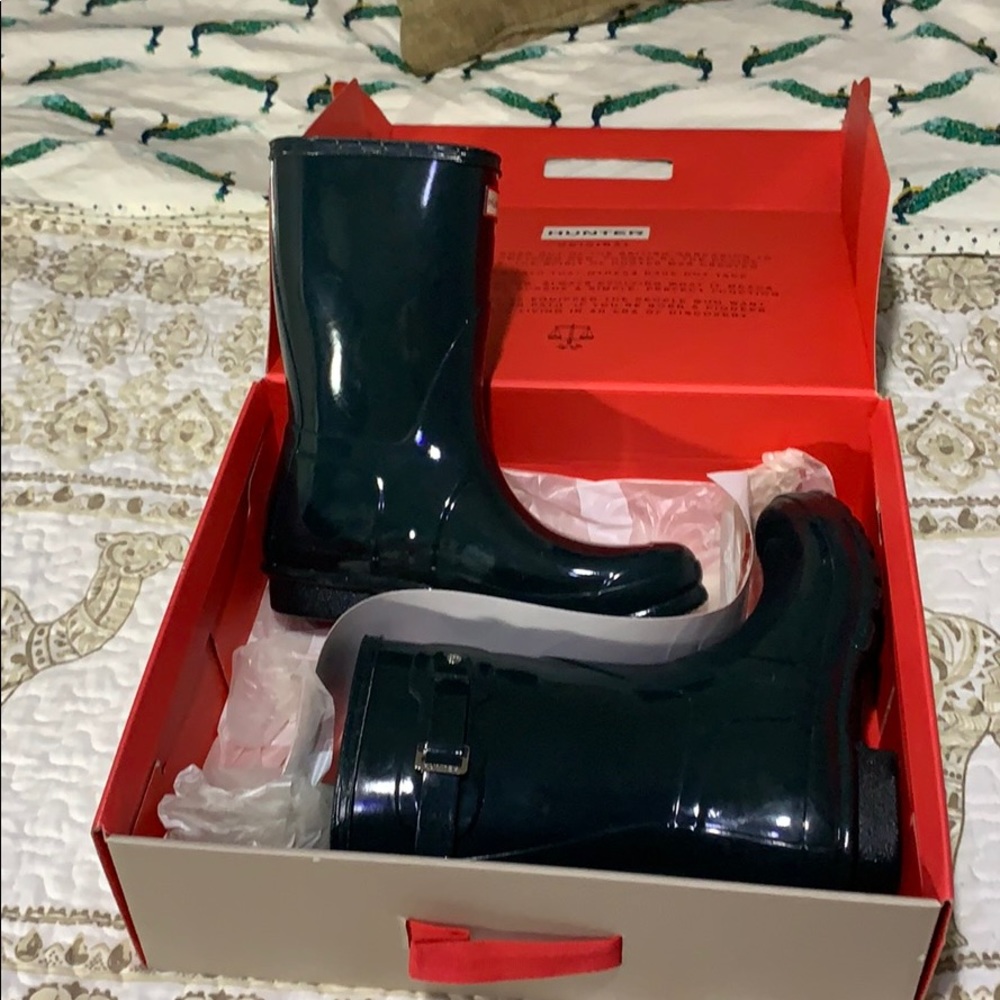 Dark green, brand new, shirt Hunter boots.